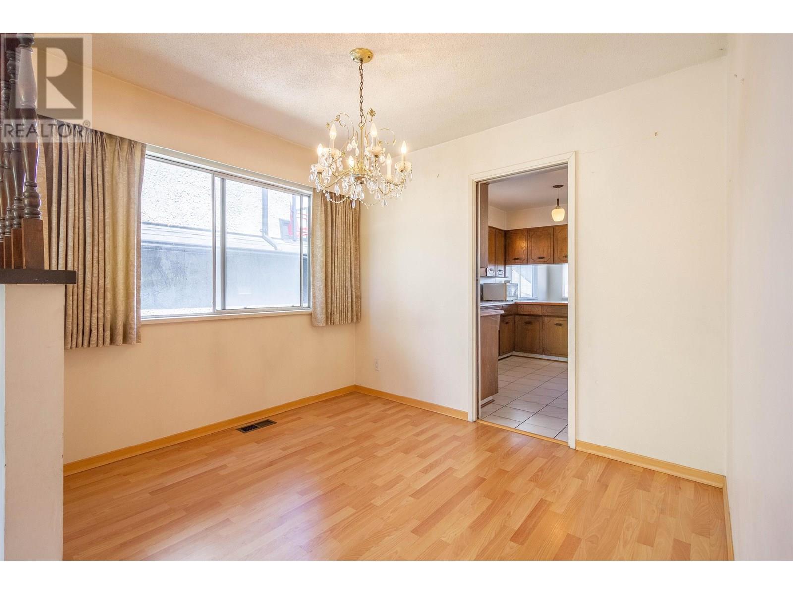 Photo 9 of 1260 Rossland Street, Vancouver BC