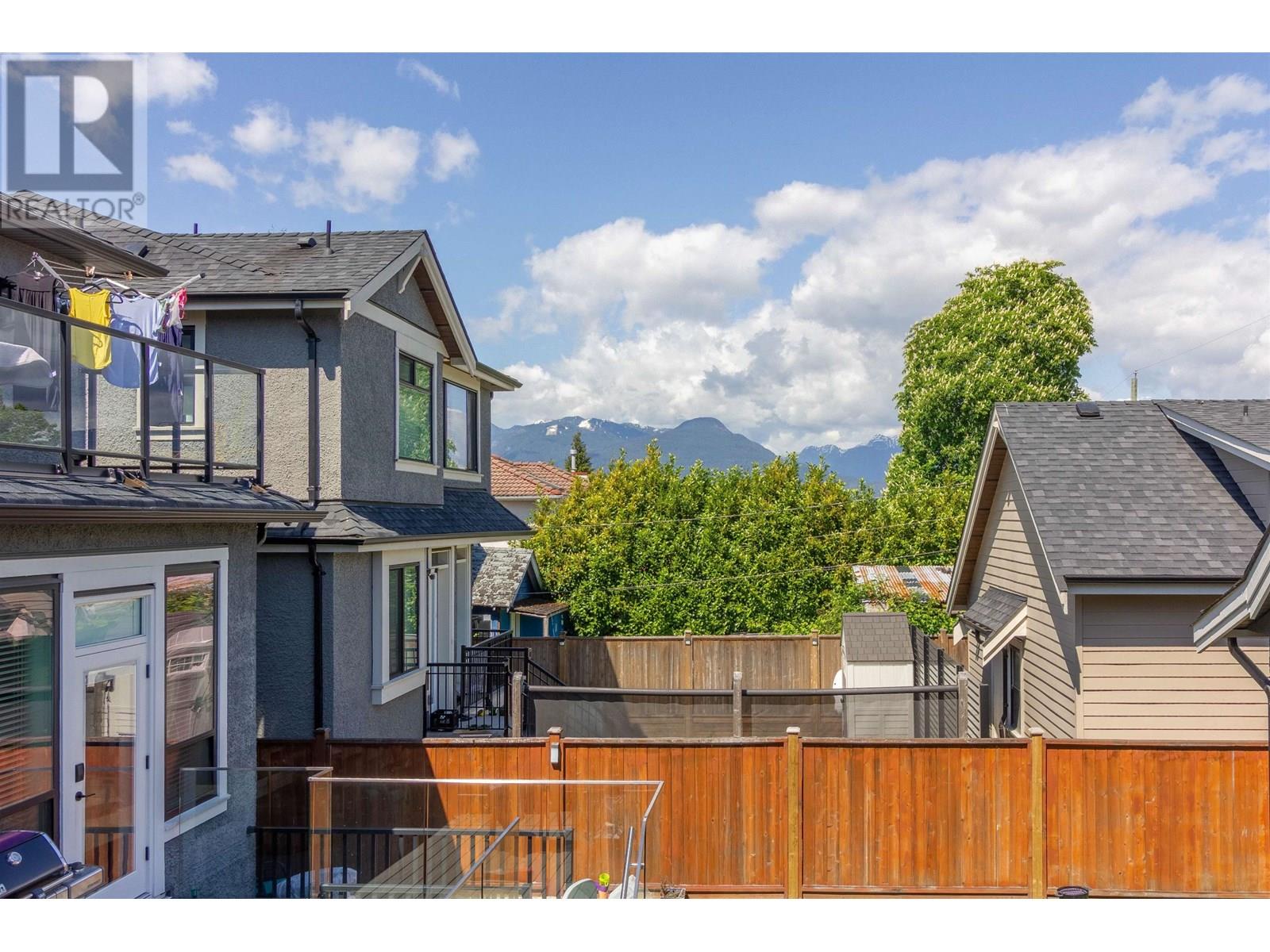 Photo 18 of 1260 Rossland Street, Vancouver BC
