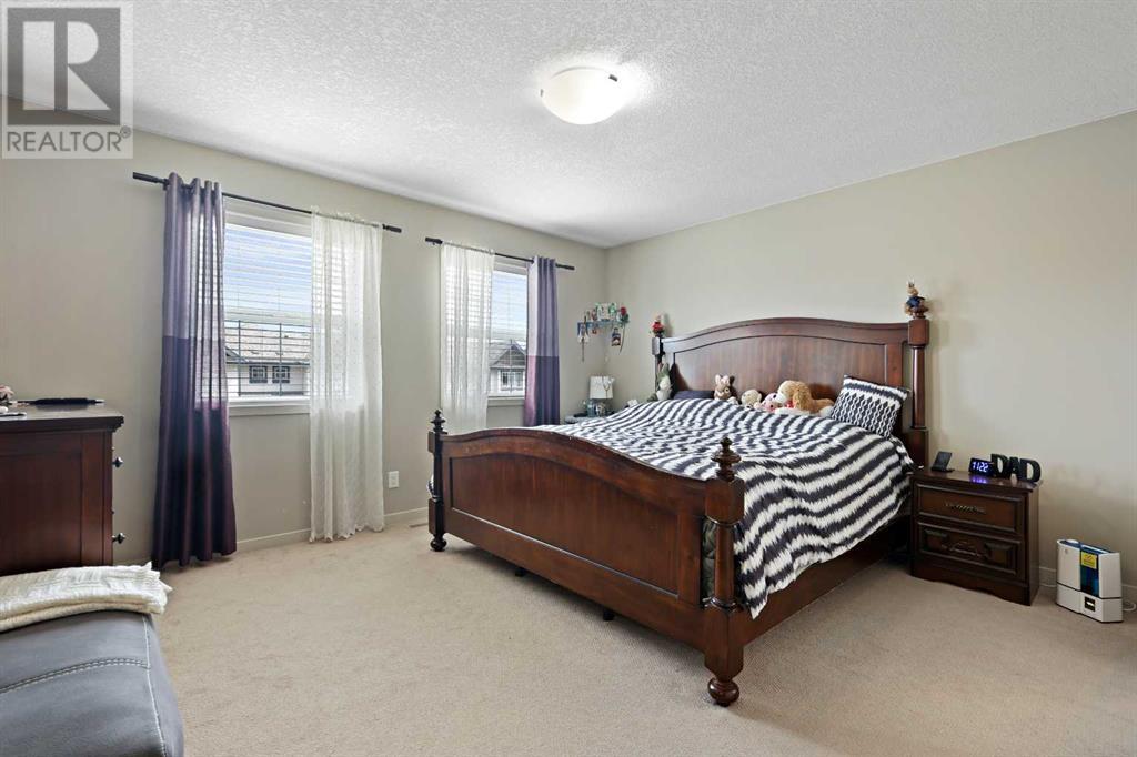 Single Family House for Sale in  Copperpond Heights SE Copperfield Calgary 