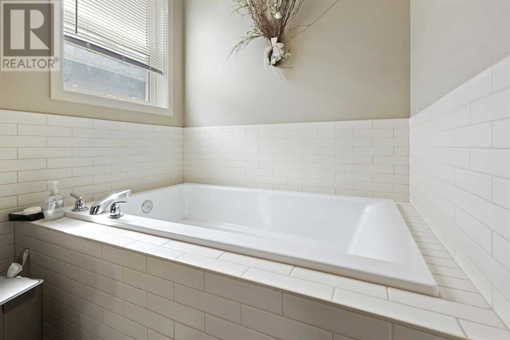 Single Family House for Sale in  Copperpond Heights SE Copperfield Calgary 