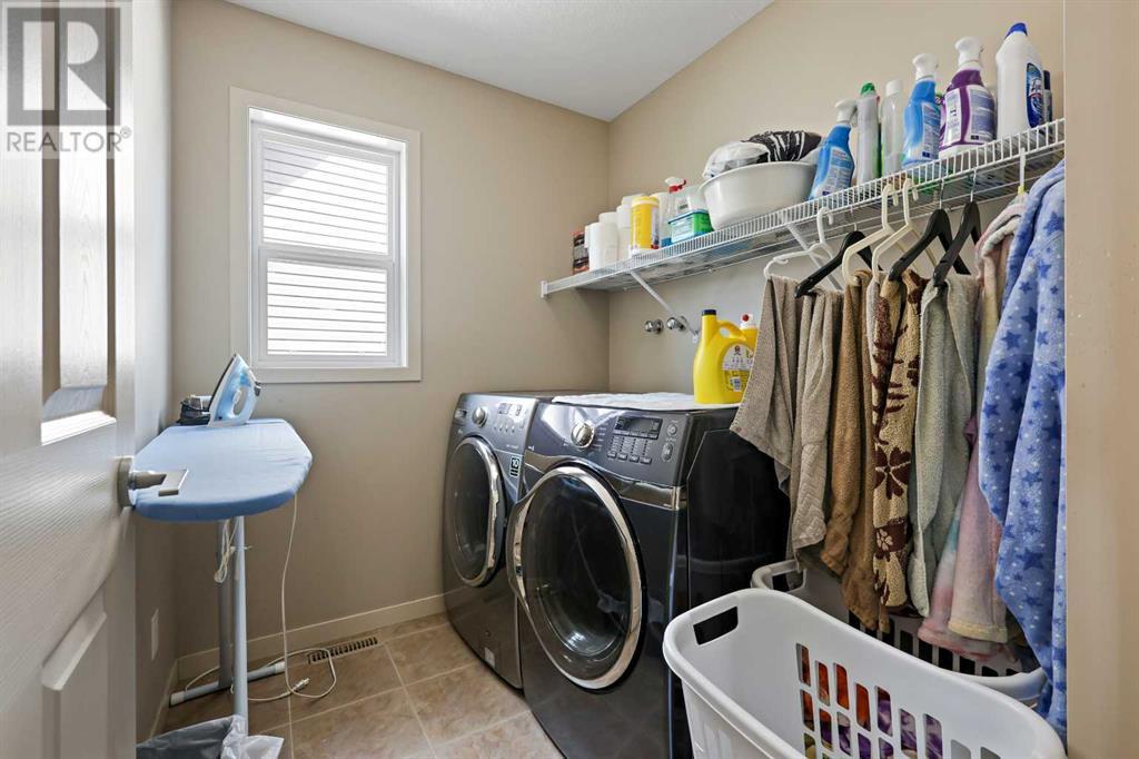 Single Family House for Sale in  Copperpond Heights SE Copperfield Calgary 