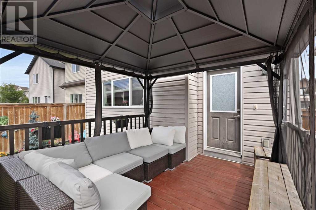 Single Family House for Sale in  Copperpond Heights SE Copperfield Calgary 