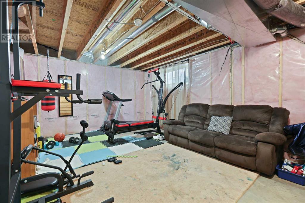 Single Family House for Sale in  Copperpond Heights SE Copperfield Calgary 