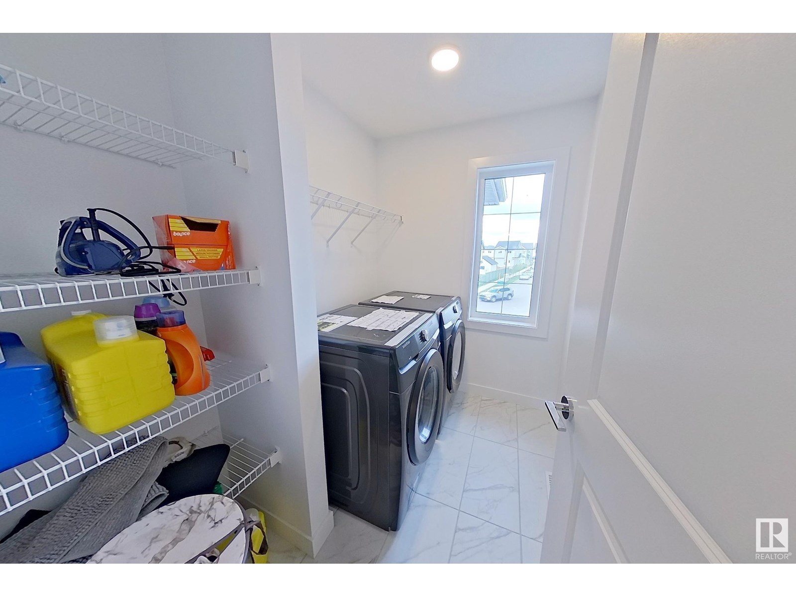 Photo 23 of 3608 214 St Nw, Edmonton AB