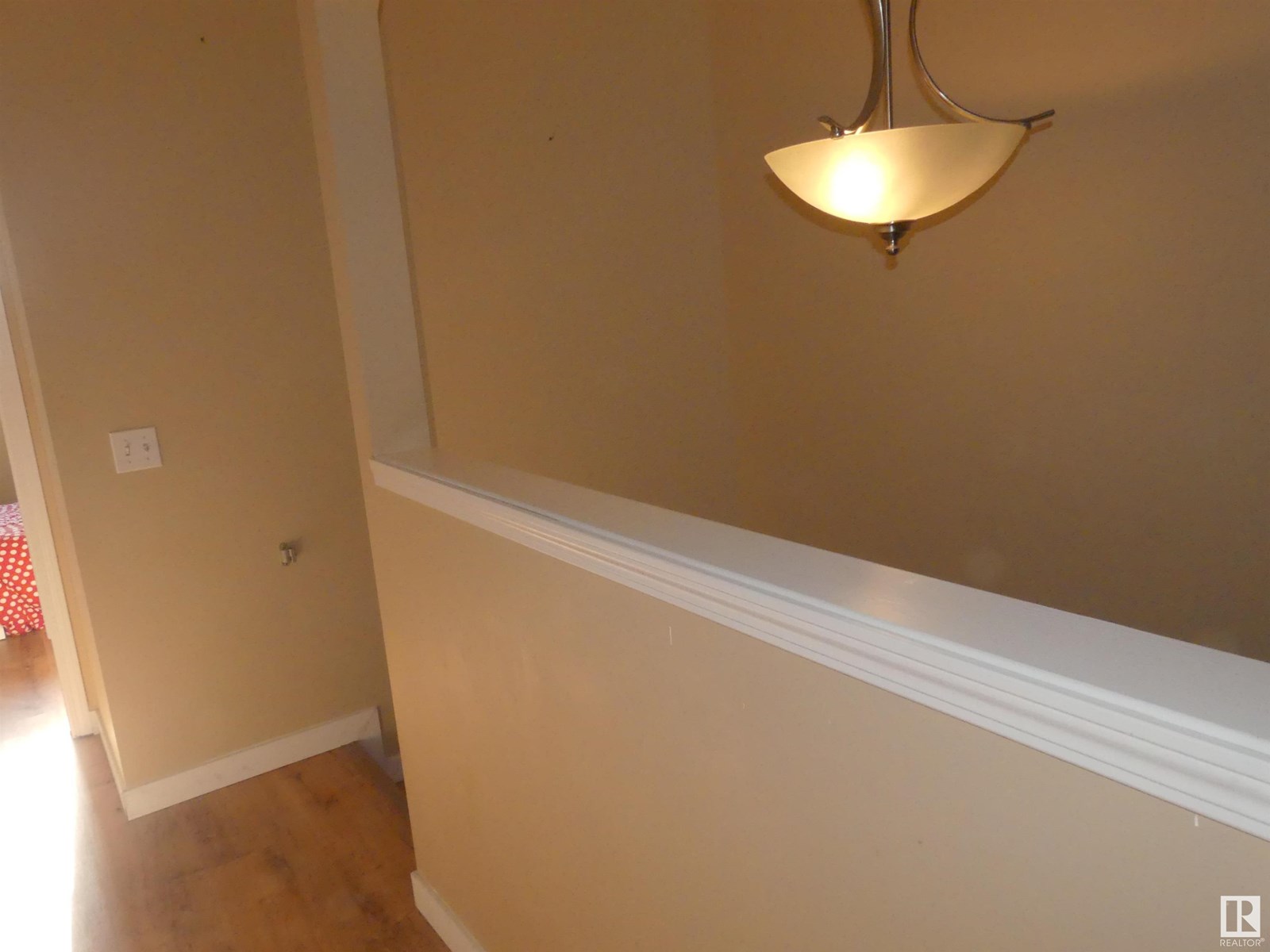 Photo 36 of 15930 139 St Nw, Edmonton AB