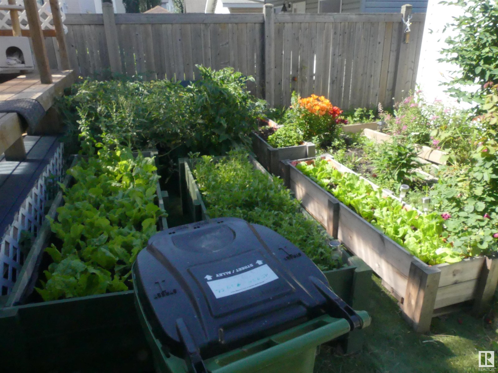 Photo 34 of 15930 139 St Nw, Edmonton AB