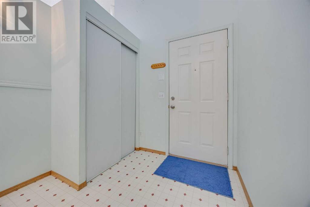 Single Family House Bi-level for Sale in  Applebrook Circle SE Applewood Park Calgary 