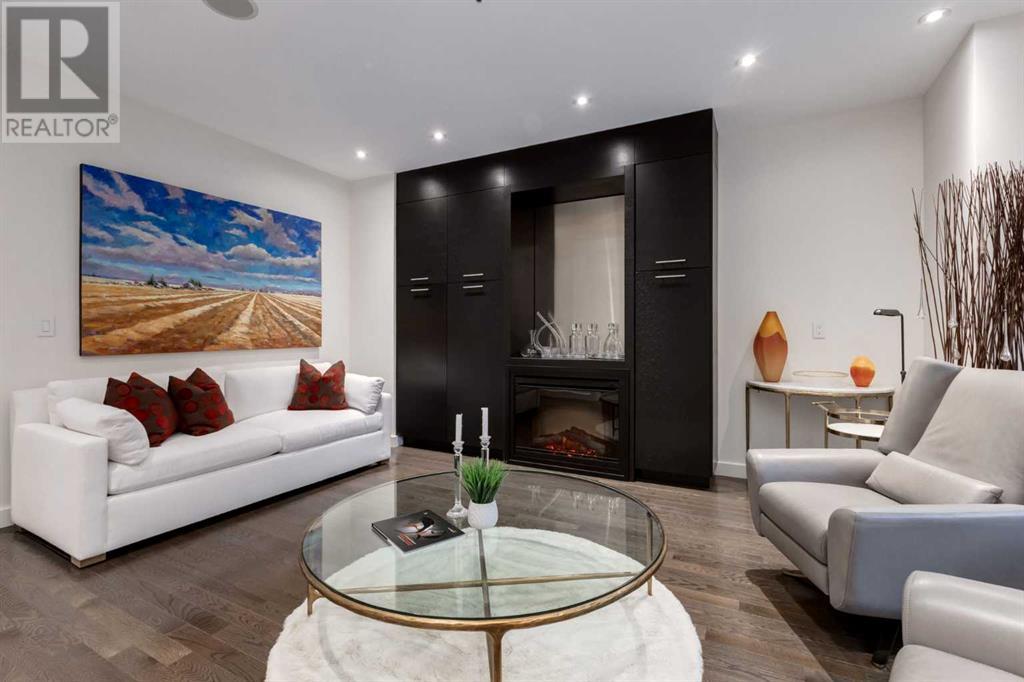 Single Family House for Sale in  Aspen Meadows Hill SW Aspen Woods Calgary 
