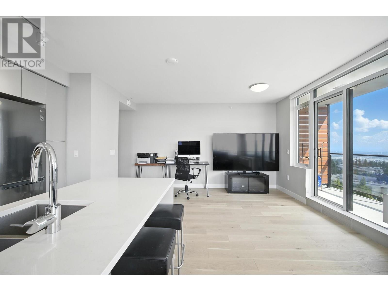Photo 24 of 1106 8725 University Crescent, Burnaby BC