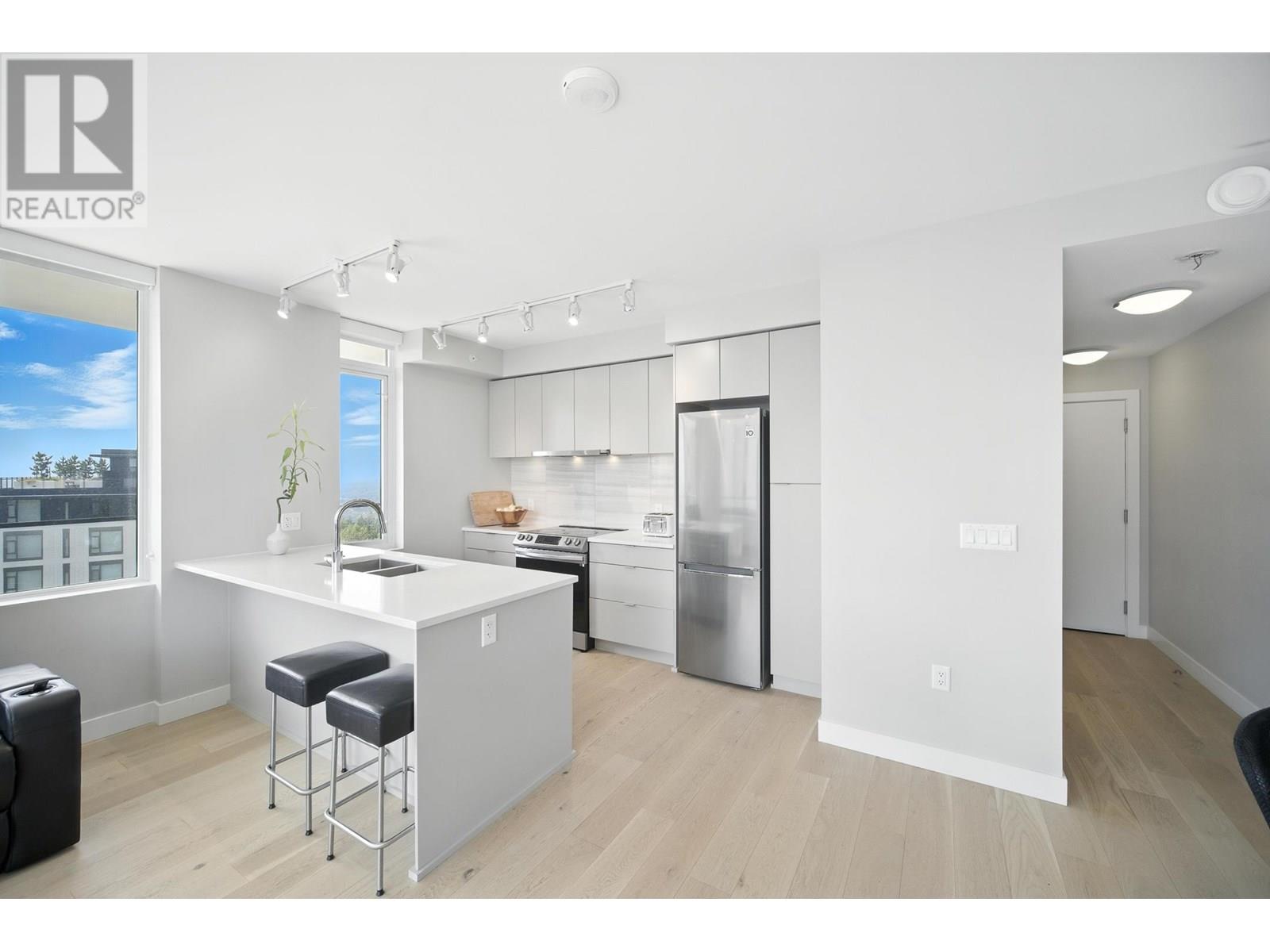 Photo 21 of 1106 8725 University Crescent, Burnaby BC