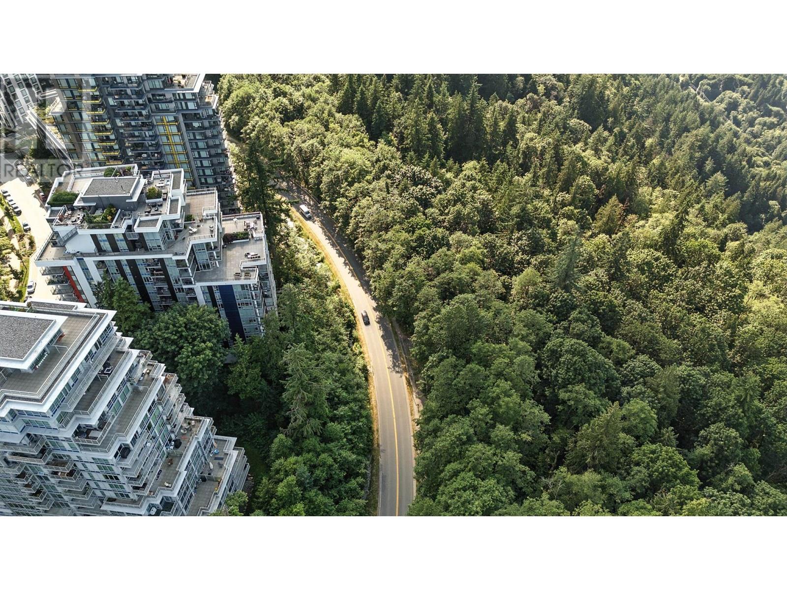 Photo 3 of 1106 8725 University Crescent, Burnaby BC