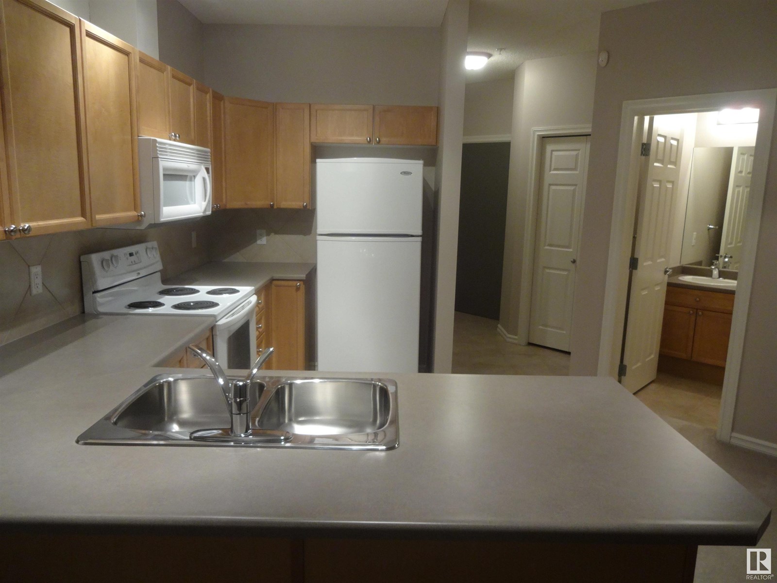 Photo 7 of 114 226 Macewan Road Sw, Edmonton AB