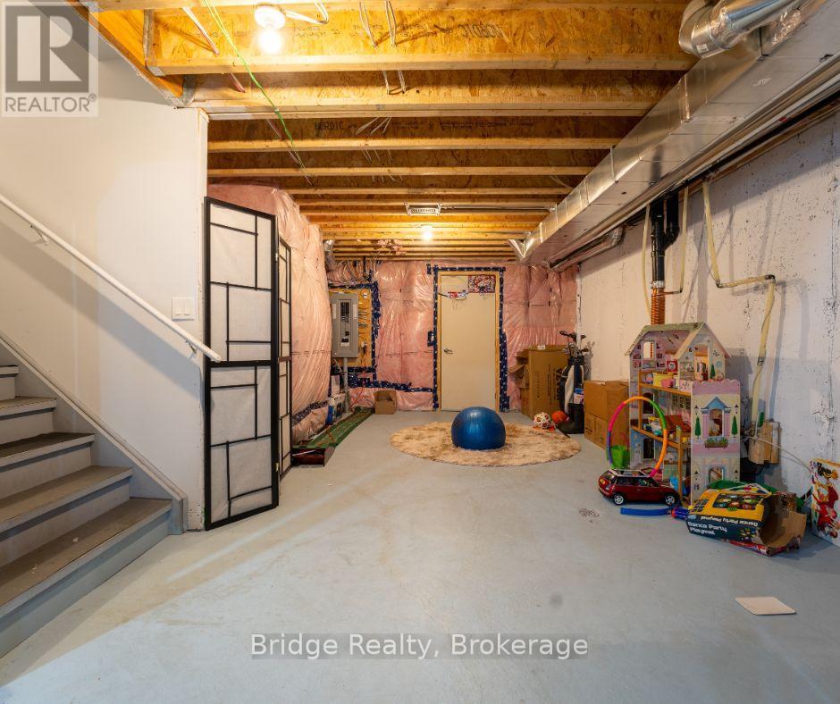 Photo 6 of 199 Huntingford Trail, Woodstock ON