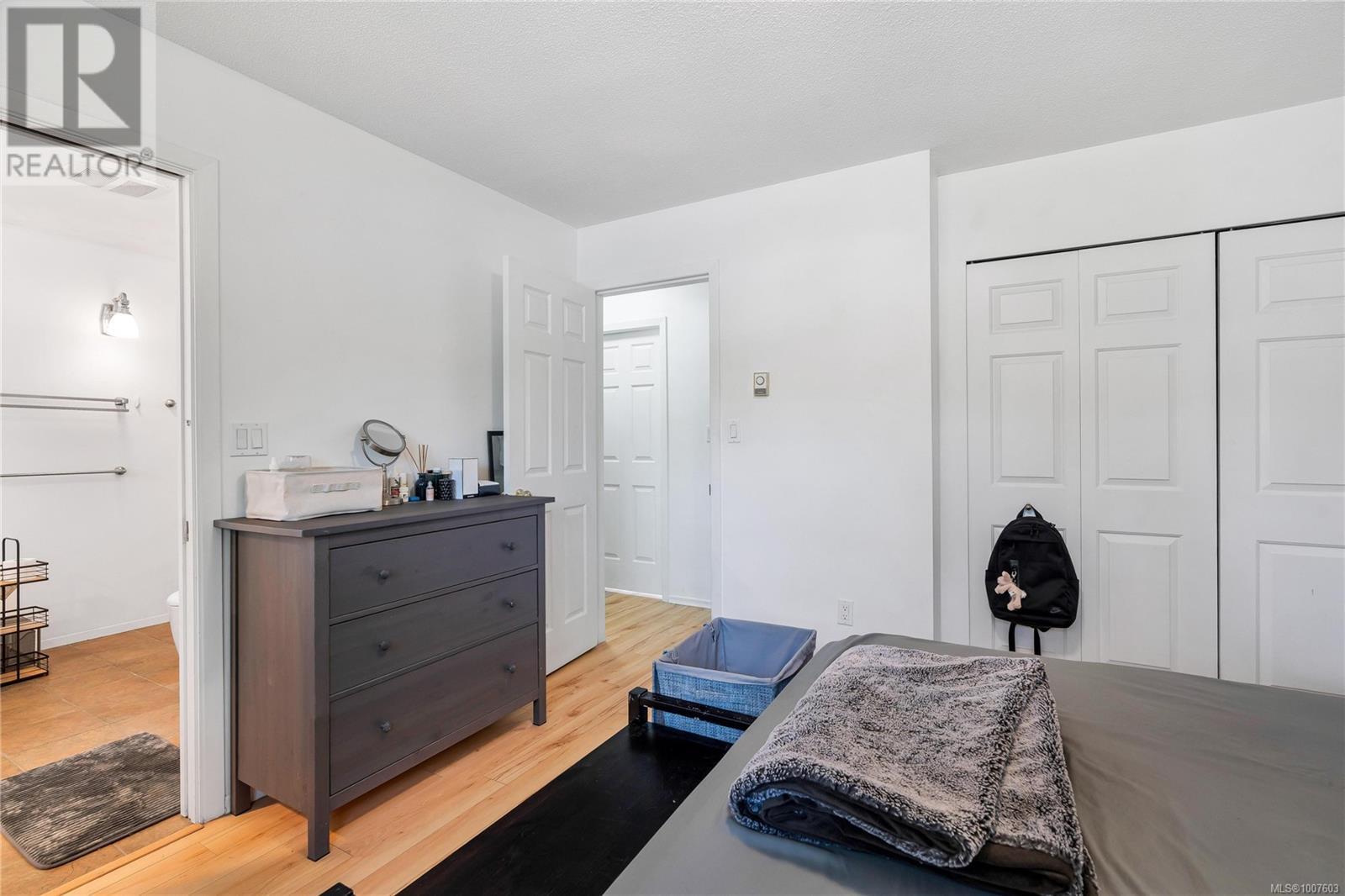 Photo 17 of 1587 Judoba Pl, Saanich BC