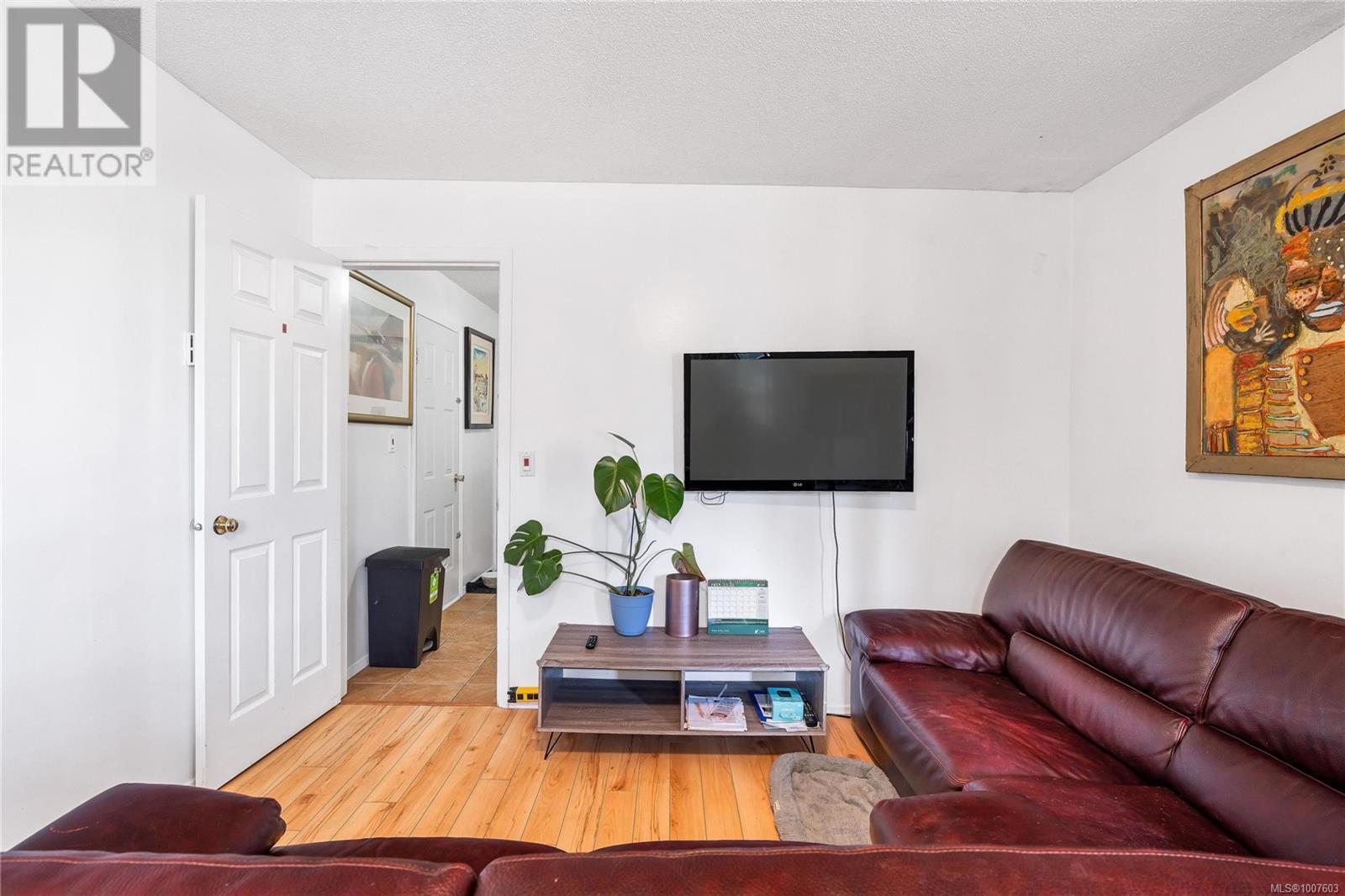 Photo 26 of 1587 Judoba Pl, Saanich BC