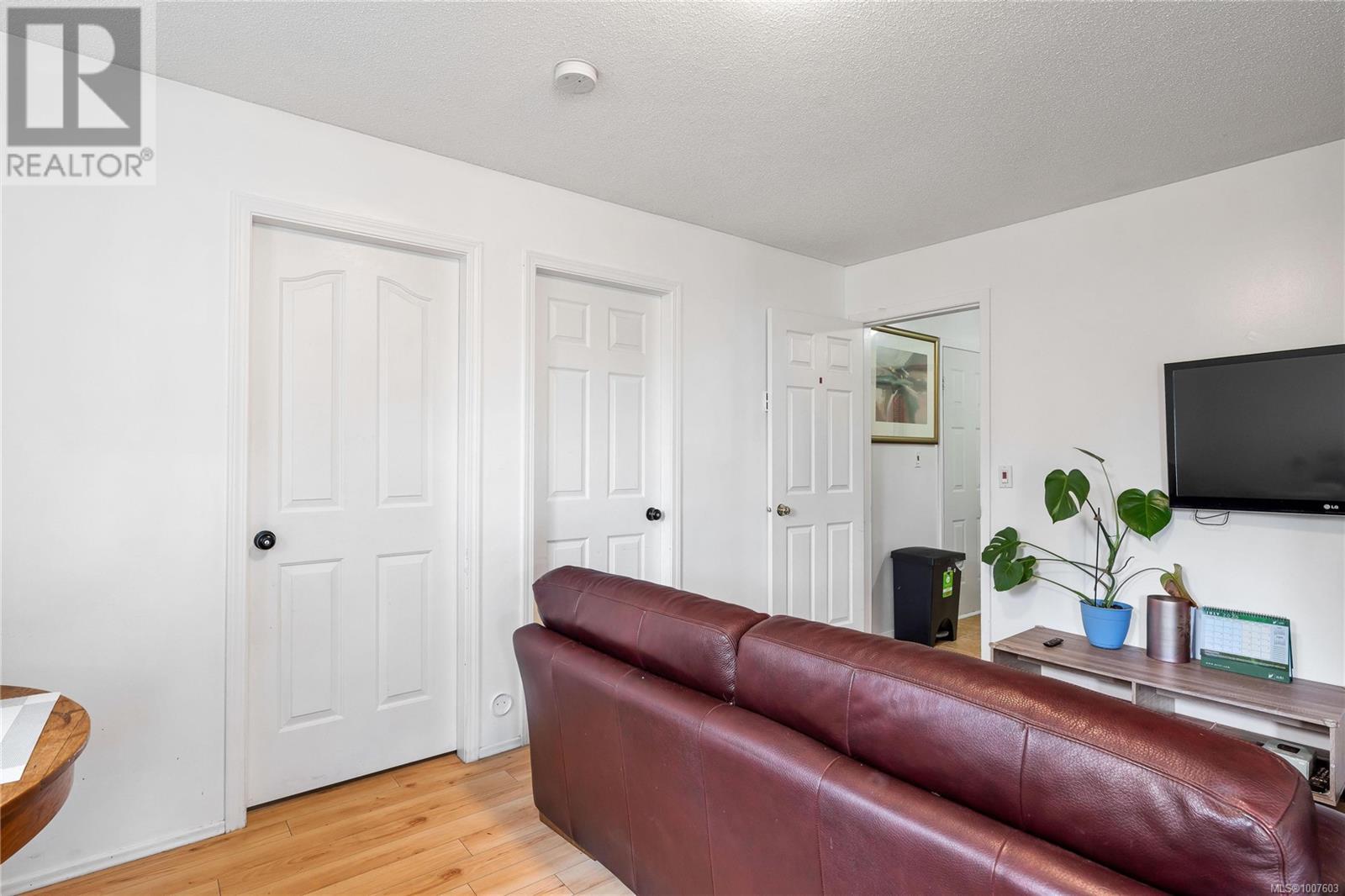 Photo 28 of 1587 Judoba Pl, Saanich BC