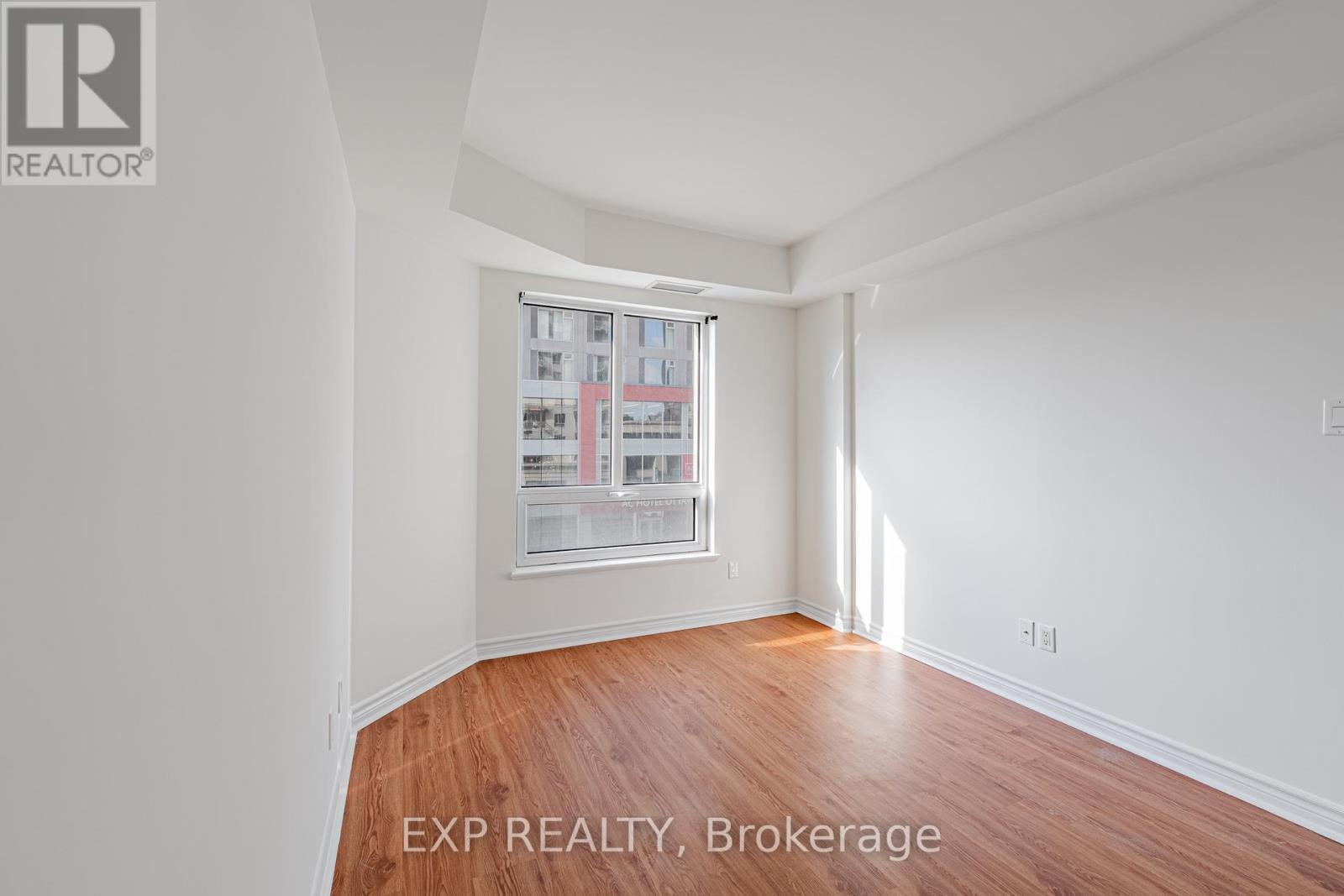 Photo 32 of 302 200 Rideau Street, Ottawa ON