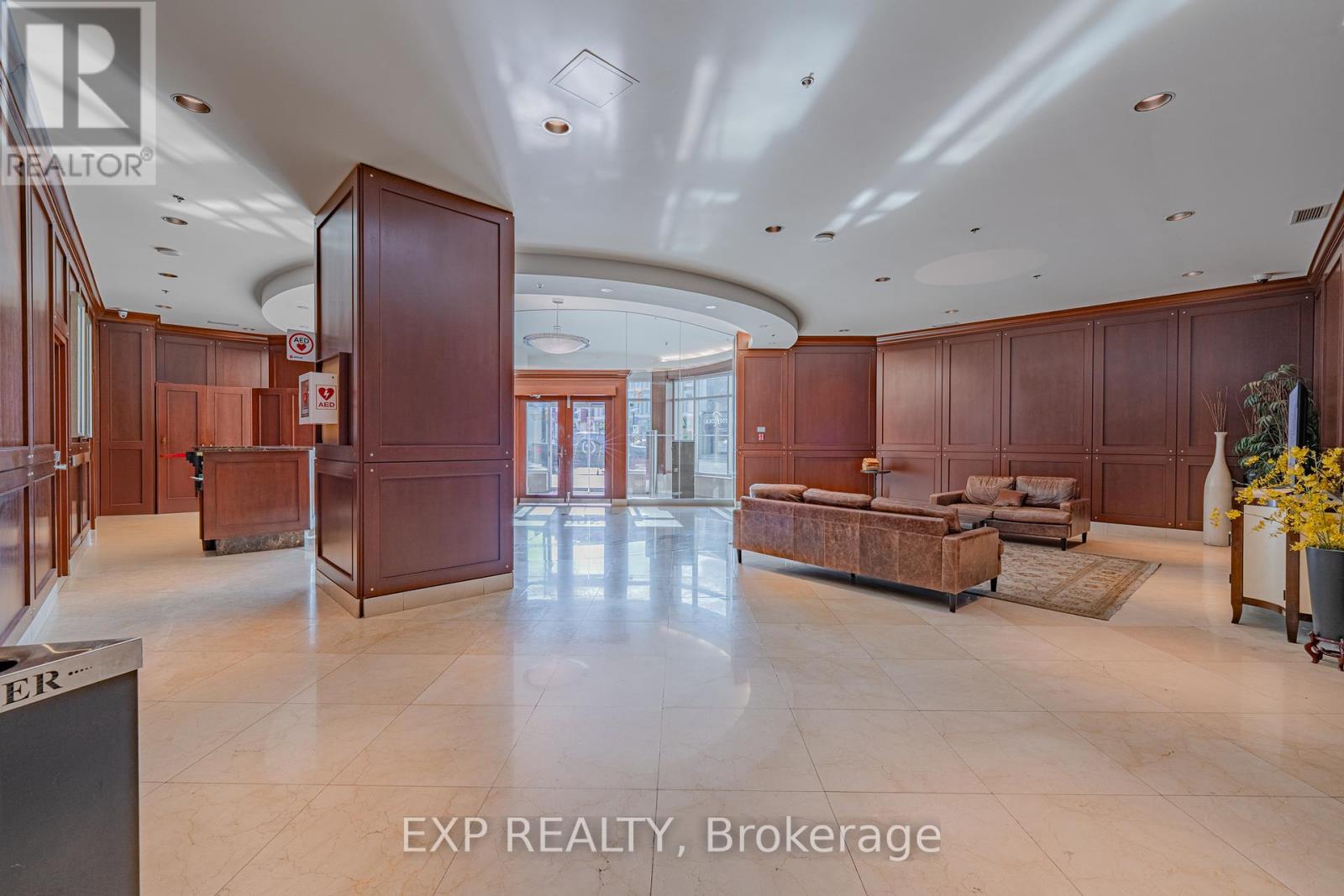 Photo 7 of 302 200 Rideau Street, Ottawa ON
