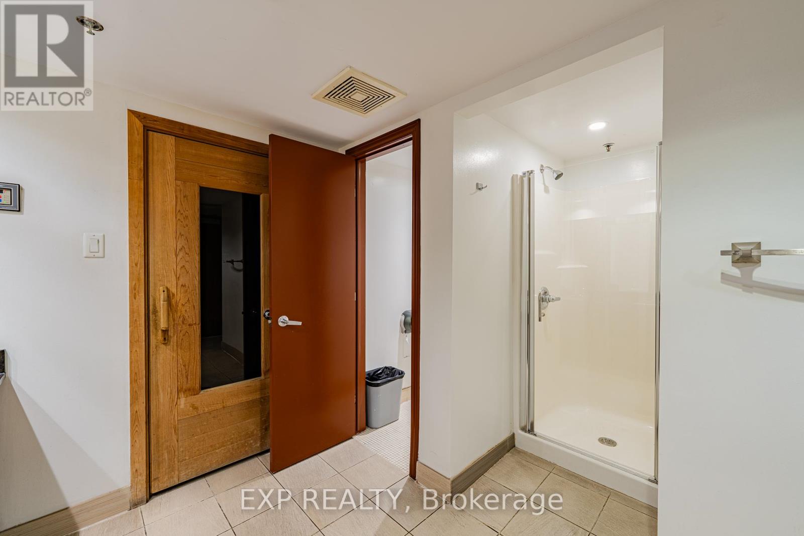 Photo 44 of 302 200 Rideau Street, Ottawa ON