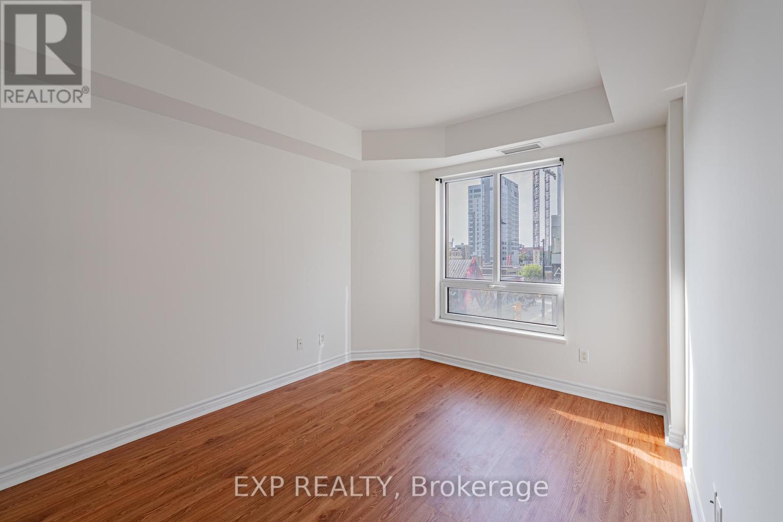 Photo 31 of 302 200 Rideau Street, Ottawa ON