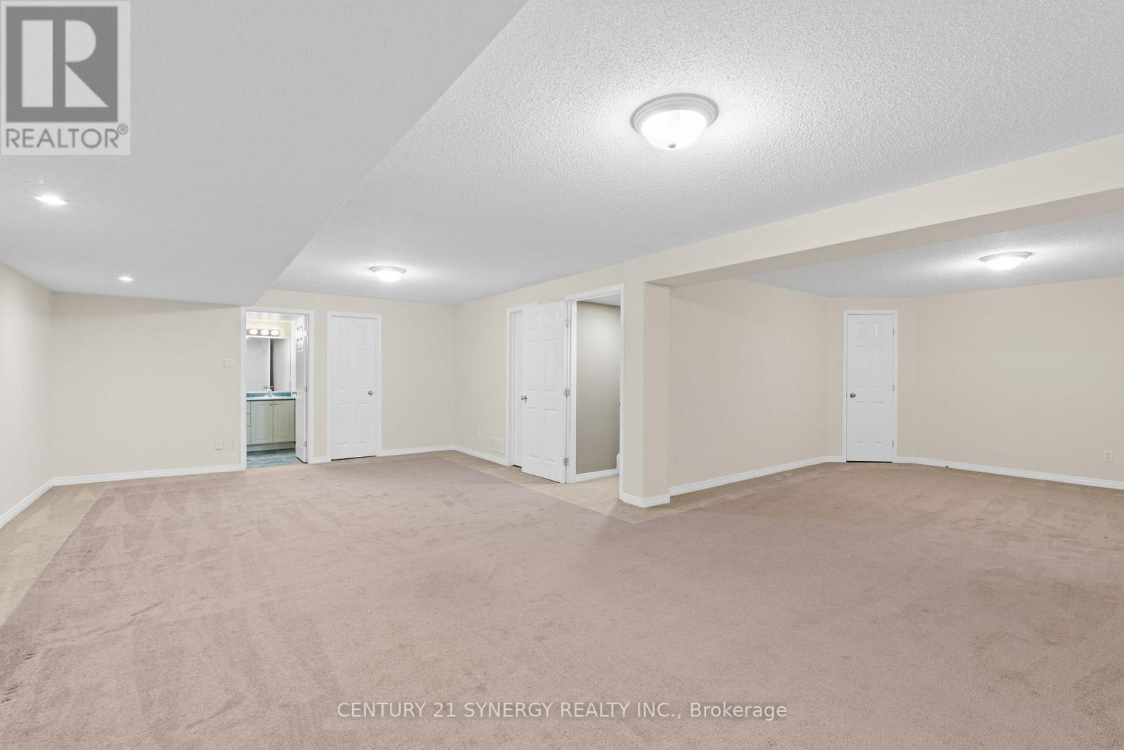 Photo 13 of 54 Dr Gordon Crescent, North Grenville ON