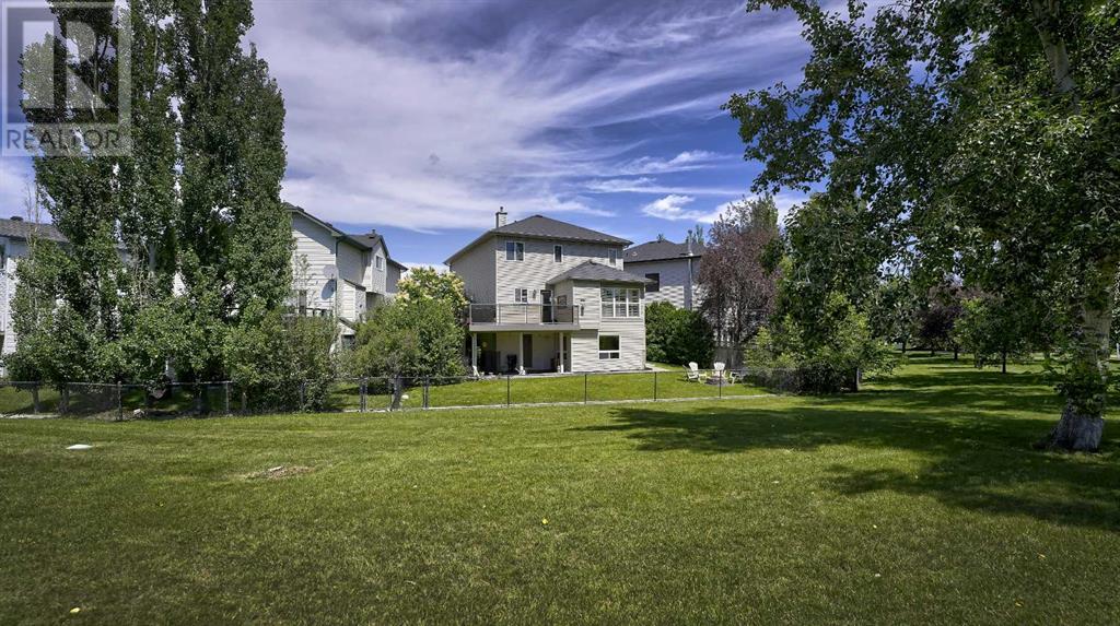 Single Family House for Sale in  Douglas Ridge Place SE Douglasdale/Glen Calgary 