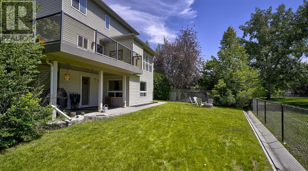 Single Family House for Sale in  Douglas Ridge Place SE Douglasdale/Glen Calgary 