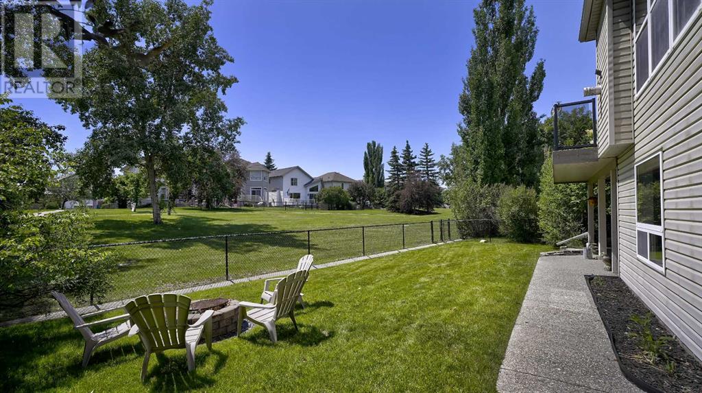 Single Family House for Sale in  Douglas Ridge Place SE Douglasdale/Glen Calgary 