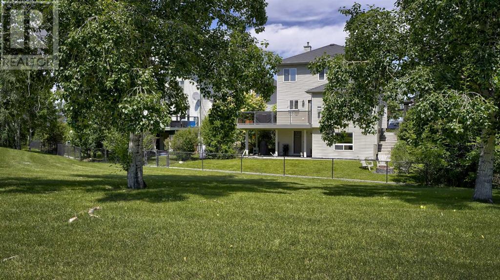 Single Family House for Sale in  Douglas Ridge Place SE Douglasdale/Glen Calgary 