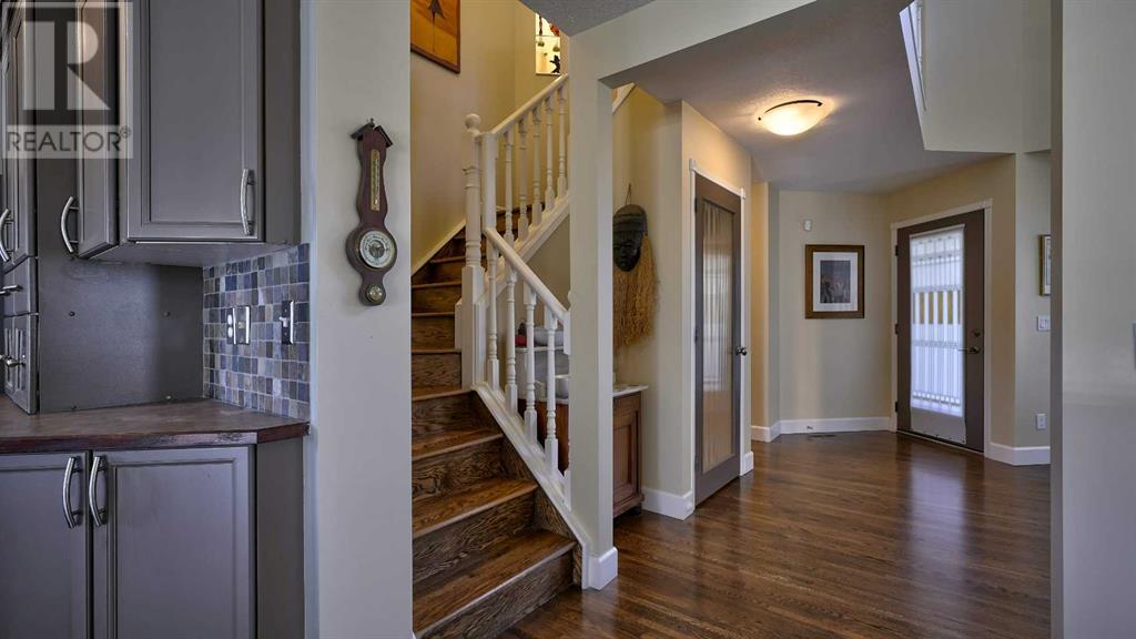 Single Family House for Sale in  Douglas Ridge Place SE Douglasdale/Glen Calgary 