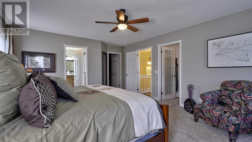 Single Family House for Sale in  Douglas Ridge Place SE Douglasdale/Glen Calgary 