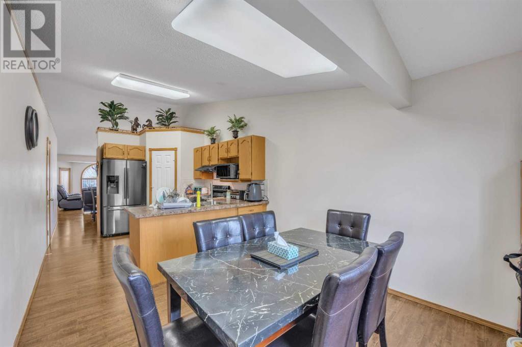 Single Family House Bi-level for Sale in  Coral Keys Drive NE Coral Springs Calgary 