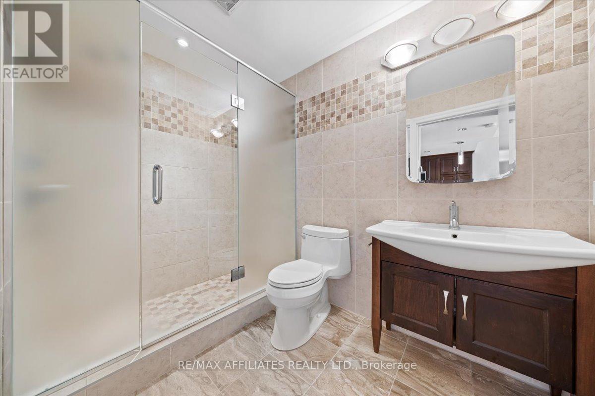Photo 11 of 1003 90 George Street, Ottawa ON