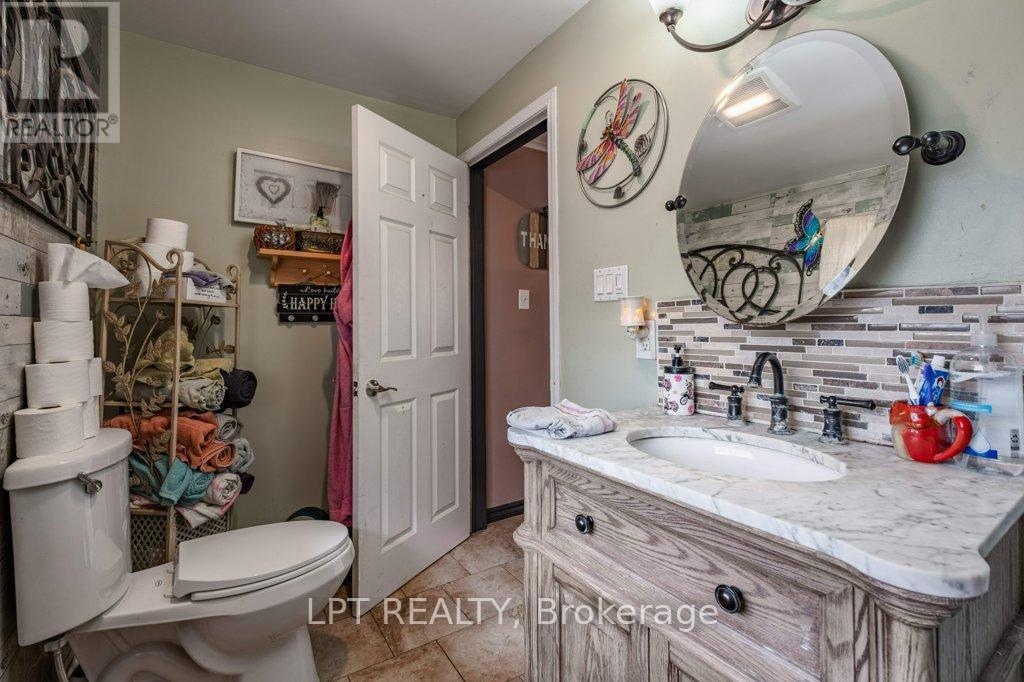 Photo 12 of 3939 Howes Road, Kingston ON