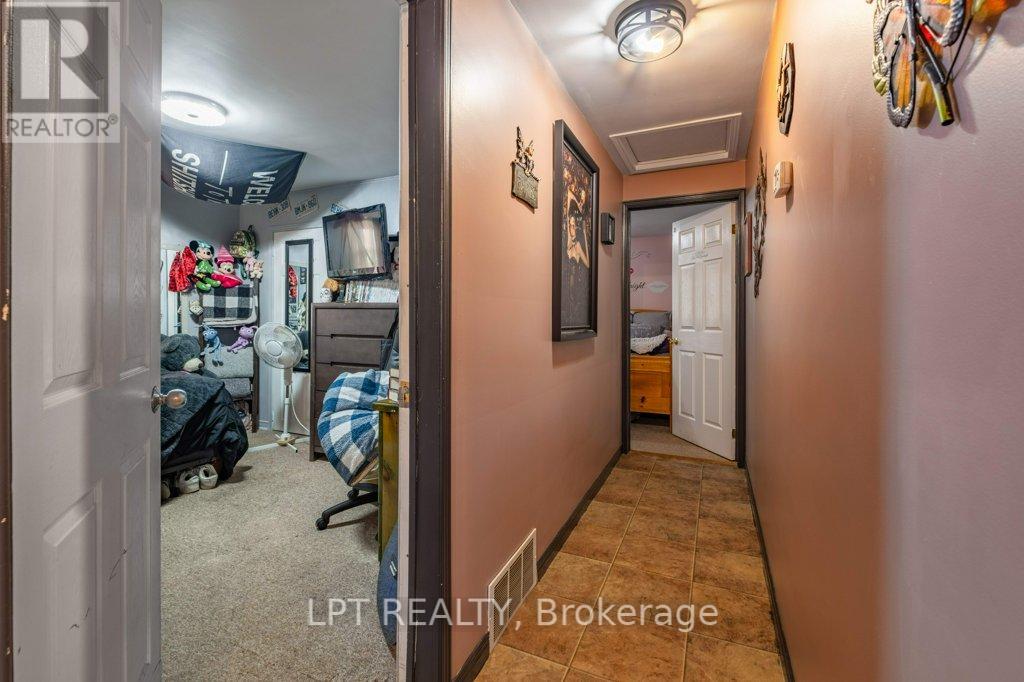 Photo 23 of 3939 Howes Road, Kingston ON
