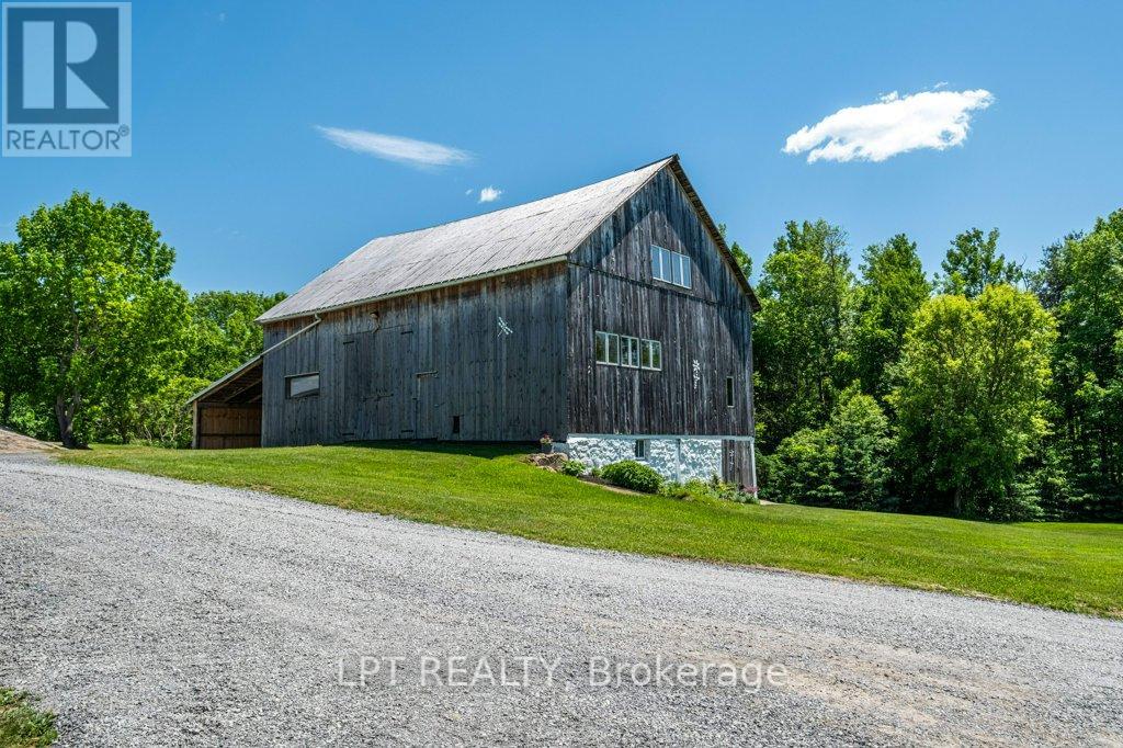 Photo 10 of 1758 Forty Foot Road, Frontenac ON