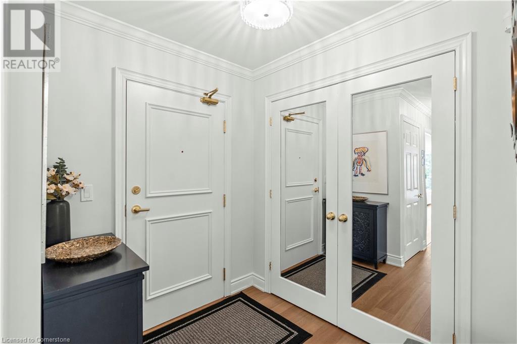 Photo 11 of 442 Maple Avenue Unit 401, Burlington ON