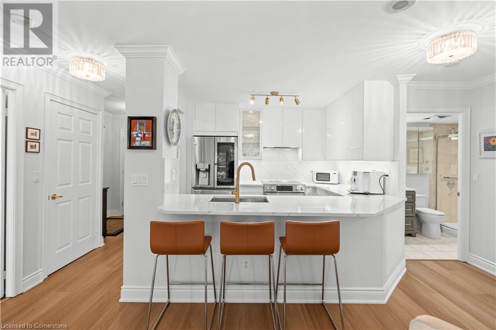 Photo 18 of 442 Maple Avenue Unit 401, Burlington ON