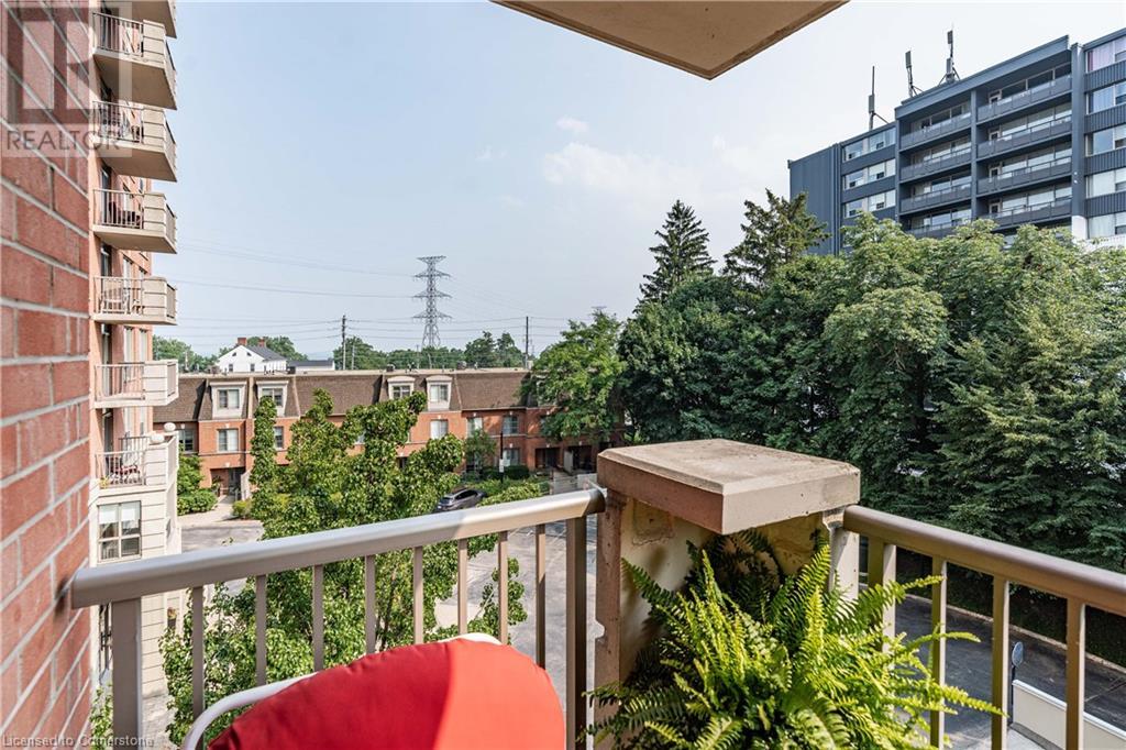 Photo 41 of 442 Maple Avenue Unit 401, Burlington ON
