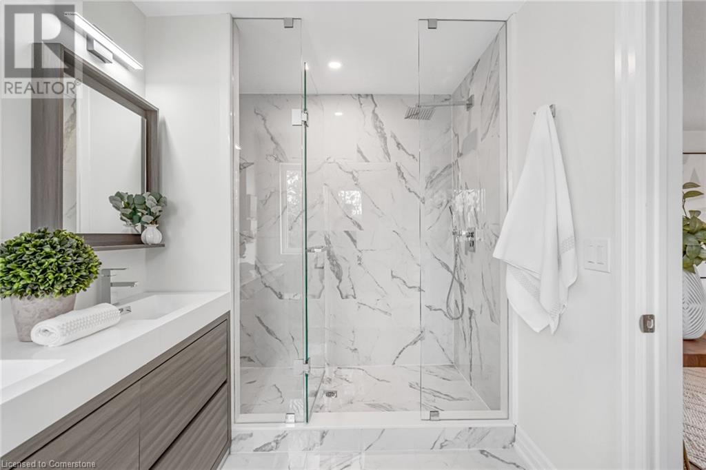Photo 7 of 2154 Walkers Line Unit 7, Burlington ON