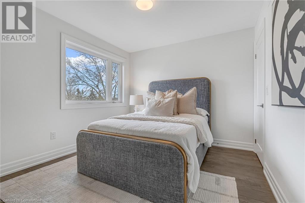 Photo 32 of 2154 Walkers Line Unit 7, Burlington ON