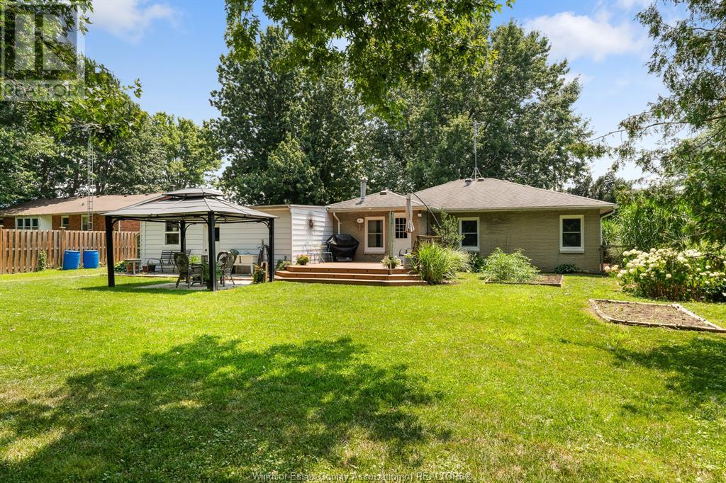 Photo 31 of 58 Road 3 West, Kingsville ON
