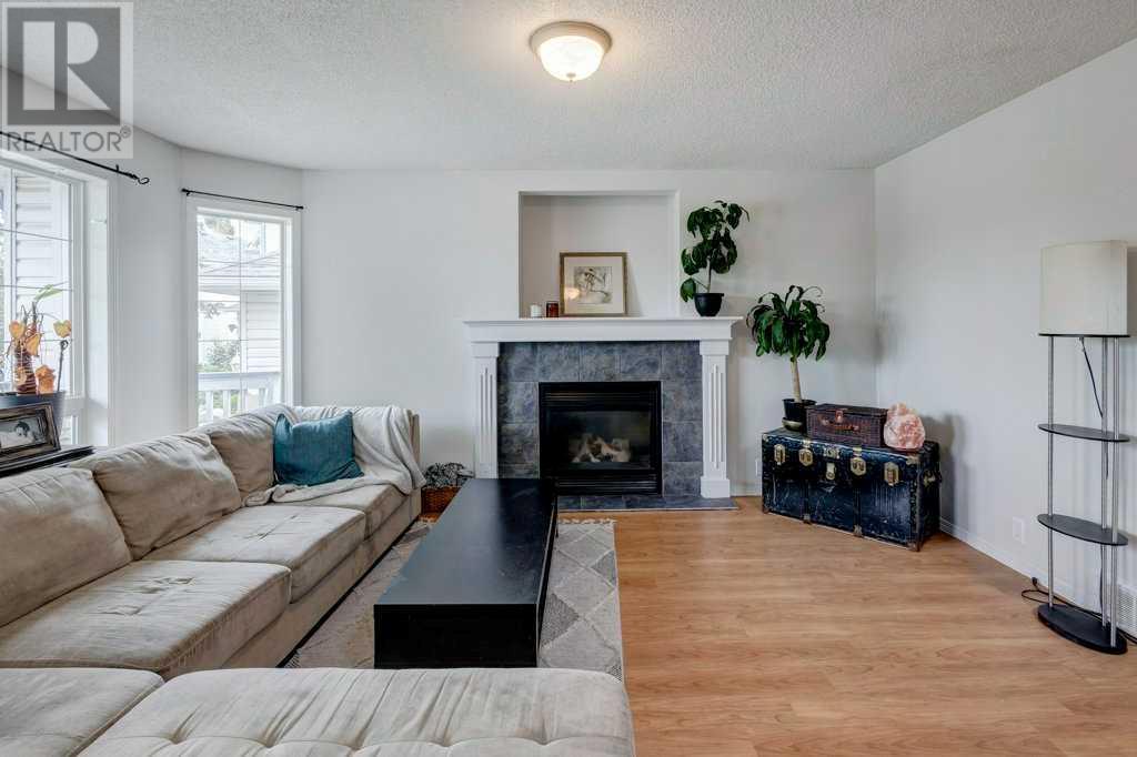 Single Family House for Sale in  Coville Gardens NE Coventry Hills Calgary 