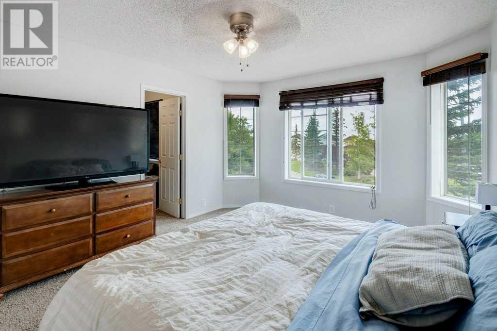 Single Family House for Sale in  Coville Gardens NE Coventry Hills Calgary 