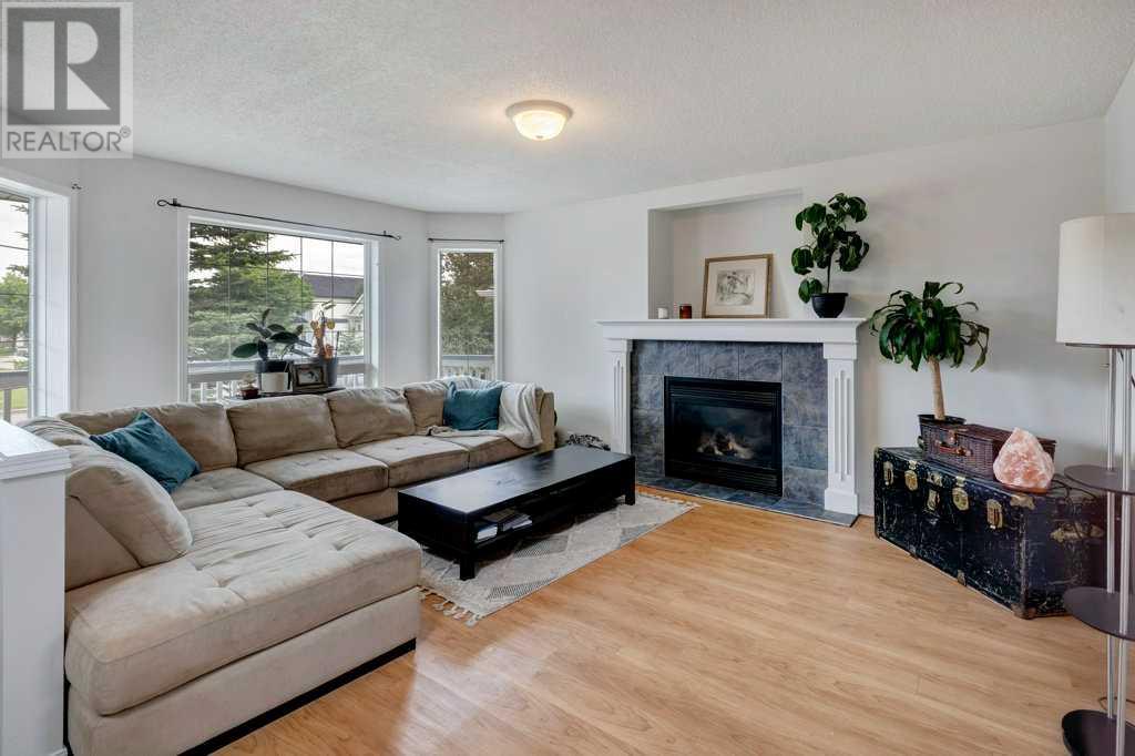 Single Family House for Sale in  Coville Gardens NE Coventry Hills Calgary 