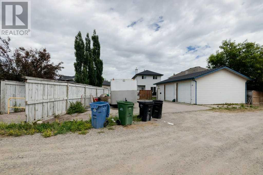 Single Family House for Sale in  Coville Gardens NE Coventry Hills Calgary 