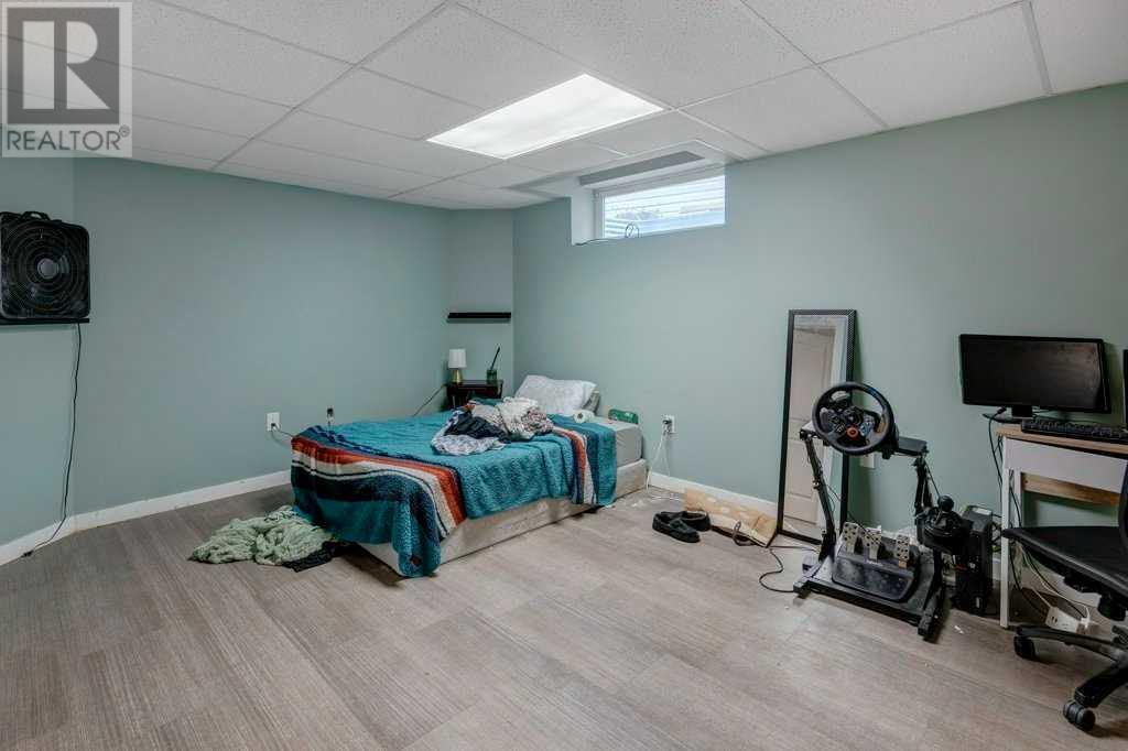 Single Family House for Sale in  Coville Gardens NE Coventry Hills Calgary 