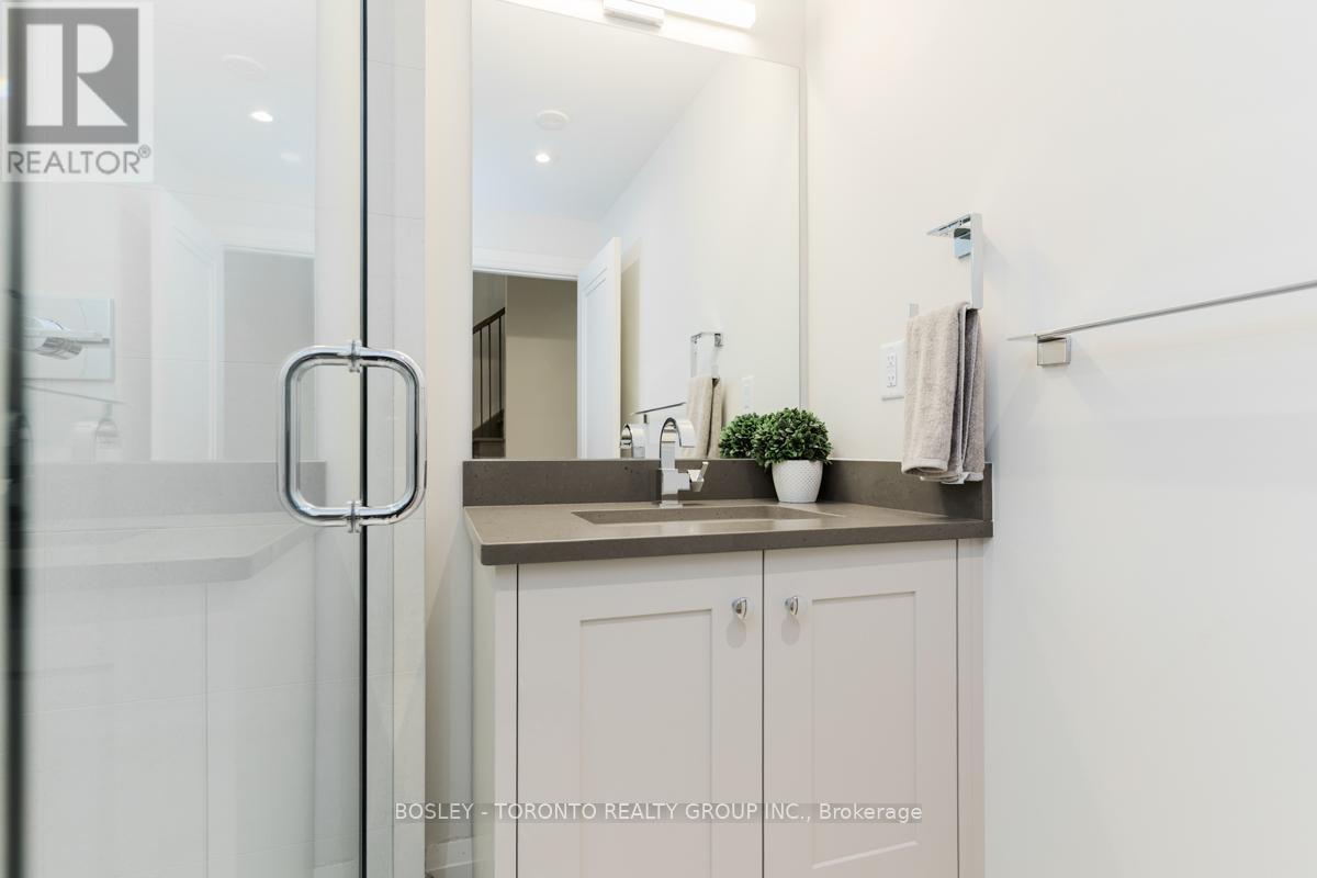 Photo 15 of 18 1138 Mona Road, Mississauga ON