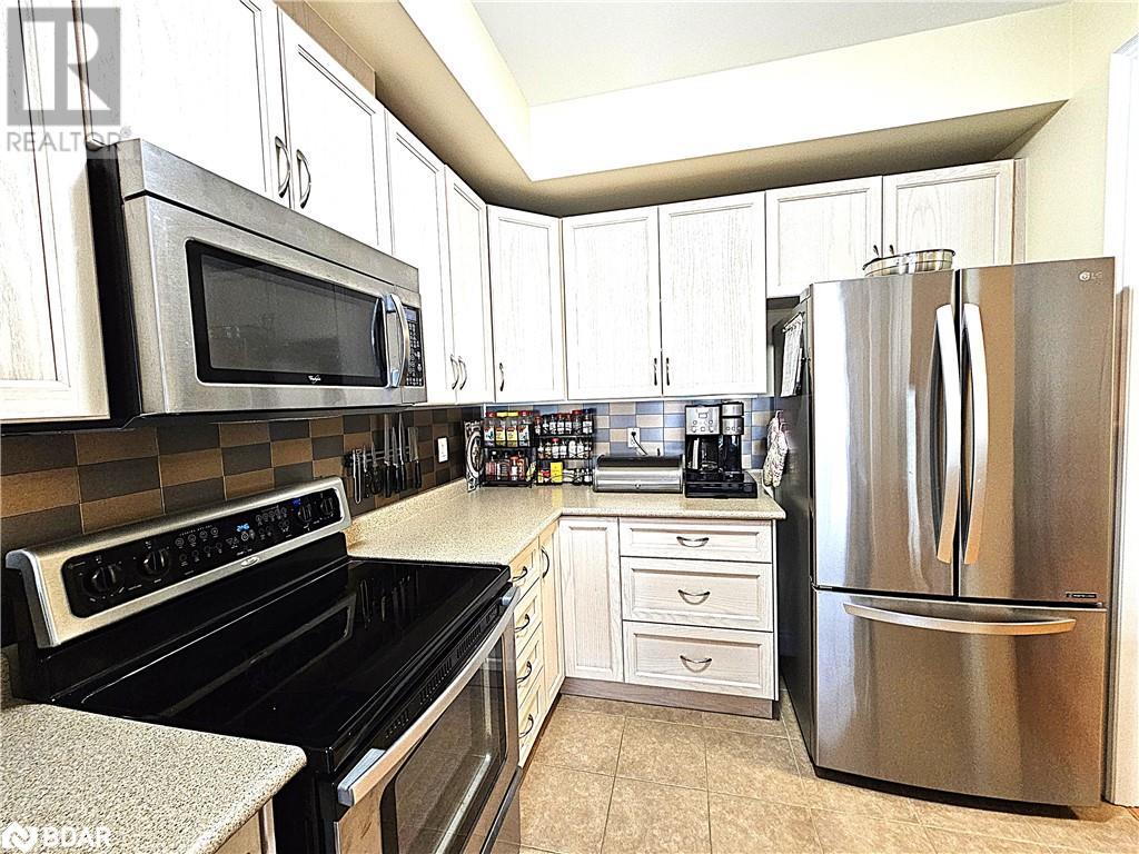 Photo 14 of 34 Savannah Crescent, Wasaga Beach ON