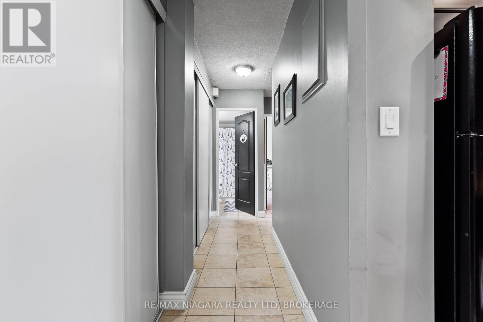 Photo 23 of 205 6390 Huggins Street, Niagara Falls ON